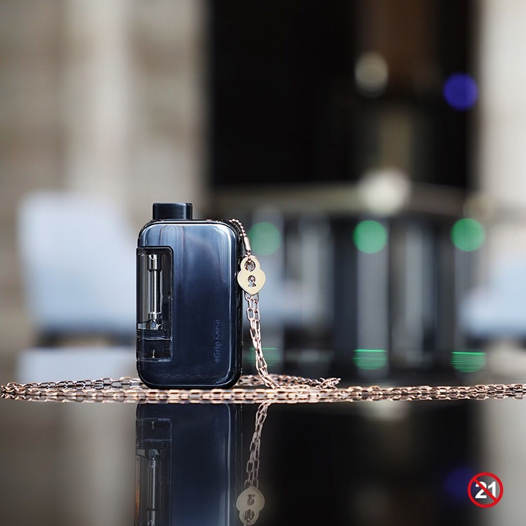 JoyetechClub's tweet photo. With a Stunning and Stylish design that gives it a luxury feel ,what do you think ?
Find more here โค๏ธ : https://t.co/905X1Hb1ly
โโโโโโโโโโโโโโโโโ
#joyetech #eGripmini https://t.co/0BMBK3PeUk
