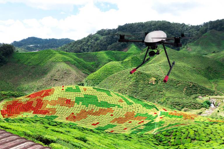 EarthSurfS's tweet photo. #UAVs or #drones are used by governments/companies to gain answers on #nature, #agricultural and #metropolitan challenges. For example, in agriculture for #fieldanalysis and #map generation🌍. Here the importance of planning UAV missions 📍 https://t.co/GG9belGbAp https://t.co/8fpO4nBW40