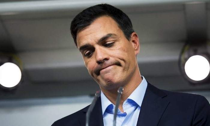 elEconomistaes's tweet photo. 🦠🇪🇸 Sánchez comenzó a tomar medidas de urgencia contra el #COVID2019 seis días antes del 8M #coronavirus 

➡️El 2 de marzo, Sanidad bloqueó el reparto de mascarillas entre las farmacias
https://t.co/Xt0kS4a2ho https://t.co/af4zwezIjt