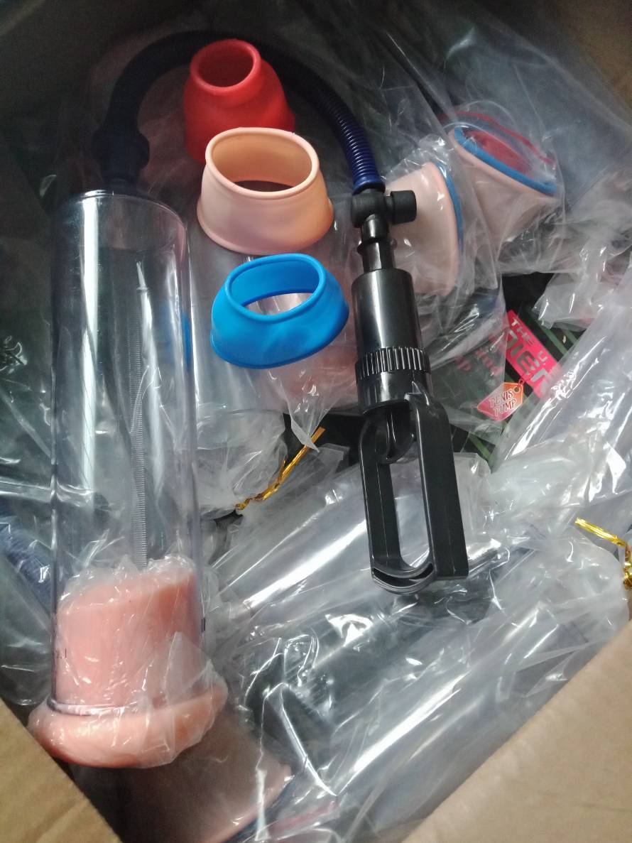 Sextoy76515928's tweet photo. กระบอกปั้มควยยังมีขายอยุ่น้ะครับชุดล่ะ750บาทเก็บเงินปลายทางครับ https://t.co/Fp8uFsmChr