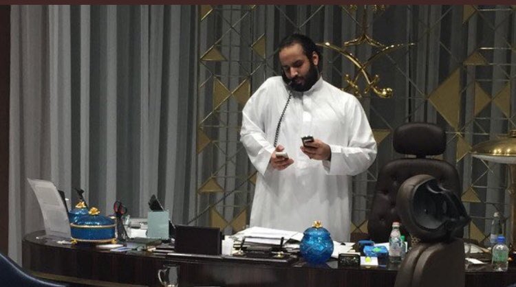 رجل الأوقات الصعبة،،  و أمير الهمم،،يعمل من اجل الوطن والمواطن #24ساعه أفلا نعمل لأجله واجل الوطن ع الألتزام وتنفيذ التعليمات الصادرة للحد من فيروس كورونا #الزم بيتك من اجل صحتك وصحة الوطن بأكمله