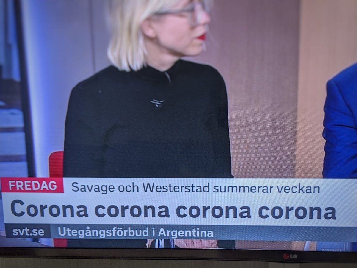 brun_sas's tweet photo. Jag undrar om vad de pratar om på TV idag. #Coronasverige #COVID2019 #svtnyheter https://t.co/AfE1kSmoFo