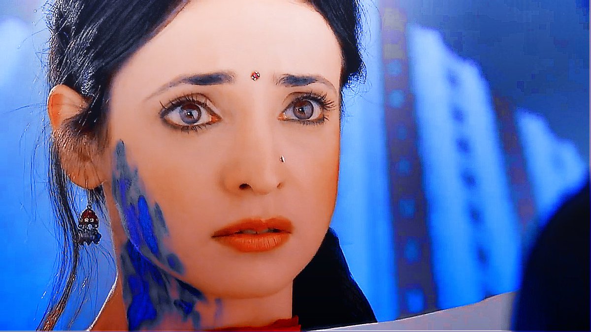 K - "Hamare liye udaar ka Ek rupay bhi zyaada, Aur Mehnat ka Ek lack bhi kam, Hame aapke pacchis hazaar rupay vaapas karne bsss "Ps - Their eyes  #Arshi  #RabbaVe  #IPKKND #SanayaIrani  #BarunSobti