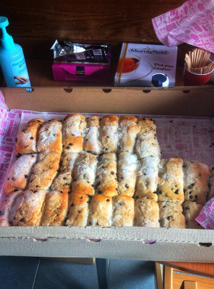 Il y a du boulot mais nous sommes gâtés 👍
🙏 Immense merci a nos artisans locaux La Brûlerie de Chanaz ☕ pour son excellent café accompagné des douceurs 🍪 de la boulangerie Comme à la Maison #Annecy Meythet <a href="/AlexisDaudin/">Alexis Daudin Pro</a> #LaVieEnRose. pic.x.com/5pGflcwQ7D