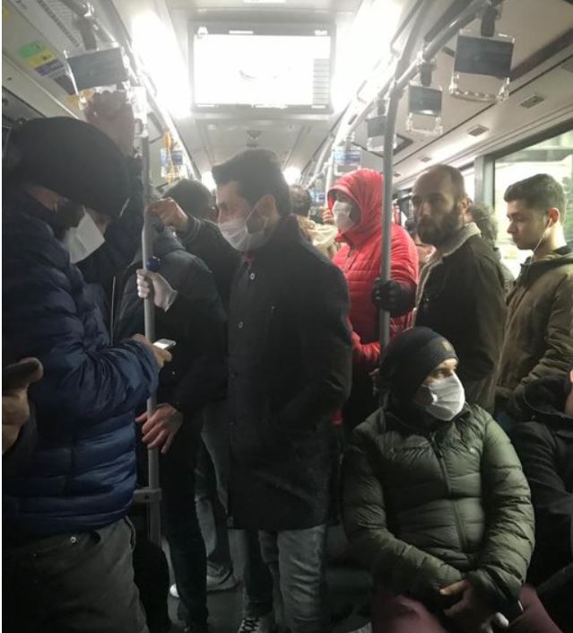 Faik Taşer (@faiktaser) on Twitter photo İBB Başkanı <a href="/ekrem_imamoglu/">Ekrem İmamoğlu</a> sosyal medya hesabından sosyal mesafenin önemine değinirken
İBB İstanbul'daki 30 adet İETT hattının seferlerini iptal etti. İnsanlar işlerine tıklım tıkış gidiyor.
Bu ne perhiz bu ne lahana turşusu. İBB Başkanı <a href="/ekrem_imamoglu/">Ekrem İmamoğlu</a> sosyal medya hesabından sosyal mesafenin önemine değinirken
İBB İstanbul'daki 30 adet İETT hattının seferlerini iptal etti. İnsanlar işlerine tıklım tıkış gidiyor.
Bu ne perhiz bu ne lahana turşusu.