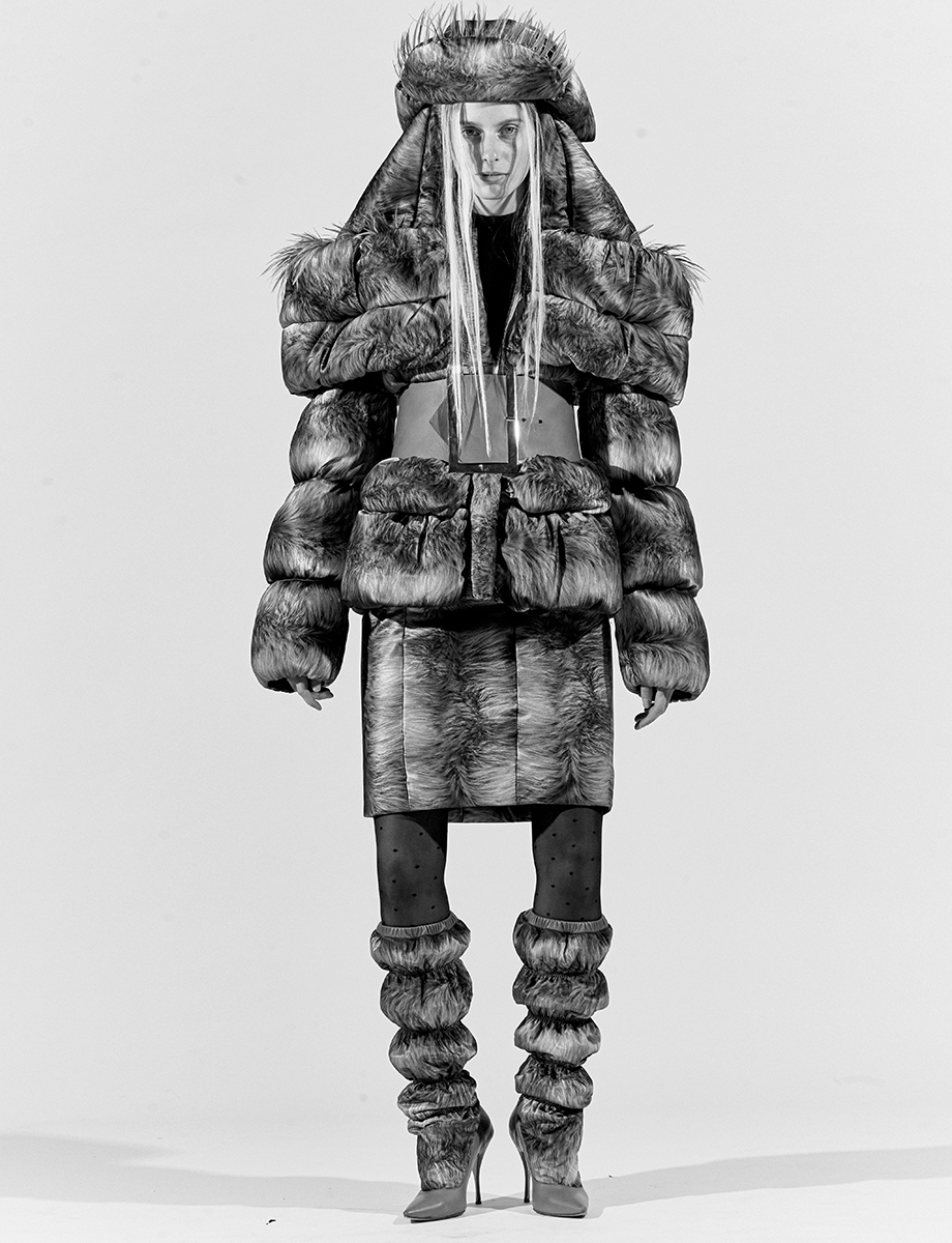 JPGaultier's tweet image. Primary instinct in #GaultierParis #AW19 for @BlancMag. #StayHome
Photographed by #EnzoOrlando.
Styled by #MarineKachikdjian.