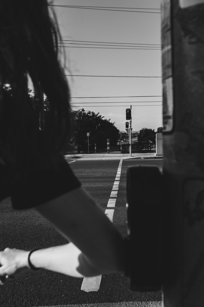 Diannesimages's tweet photo. Went for my once a day exercise and took my x100f. 
#x100f #fujifilm #fujifilm_xseries #afternoonwalk #bnw_captures #fujicast #streetphotography #capture_street #documentinglife https://t.co/OD5TXgNoRc