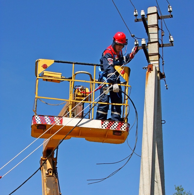 RostovEnergo's tweet image. ⚡ Специалисты ростовского филиала «Россети Юг» предоставят 95 кВт дополнительной мощности ЦРБ Неклиновского района для обеспечения электроэнергией строящейся поликлиники.
➡ Подробнее: rosseti-yug.ru/novosti/rostov…

✅ #ПрезидентРоссии, #Минэнерго #Россети #РоссетиЮг #Россети_Юг