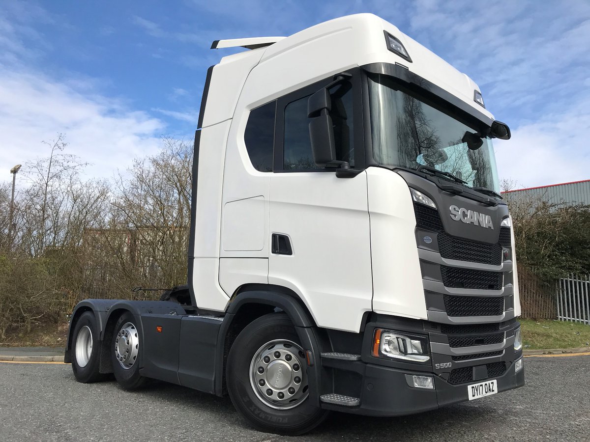 ScaniaWPT's tweet photo. Our dedicated team @ScaniaWPTused are here to support you-

2017 @ScaniaUK S500 #Highline flat floor twin-sleeper with retarder, climate control, leather, fridge, full LED lighting pack, low kms and full history, Excellent condition.

Call Chris- 07825141596 or Alan- 07831 869642 https://t.co/COMDxrrWSg