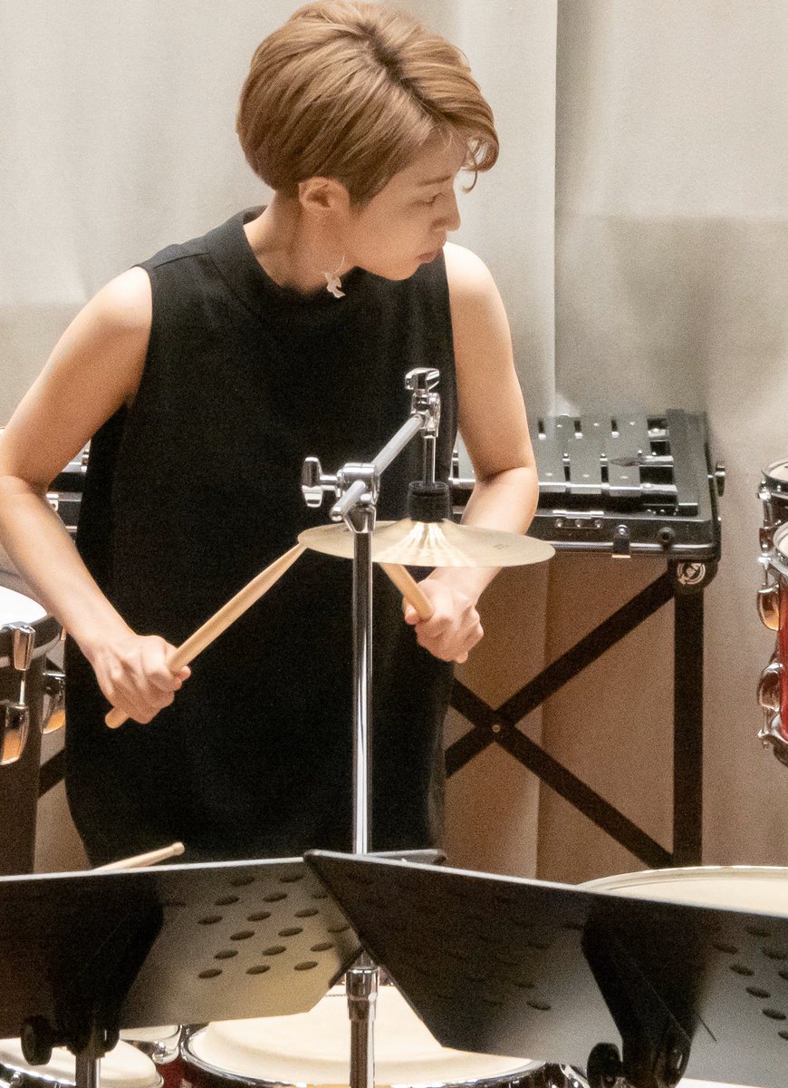 micromacroperc's tweet photo. 🥁高橋典子🥁
①神奈川県横浜市
②O型
③獅子座🦁
④ボルダリング🧗‍♀️、コーヒー☕️、レモンサワー🍋、ONE PIECE🏴‍☠️、大雑把料理🍳、(あと水泳やりたい👙)
⑤メンバー1のイケメン
⑥いろんな場所で、いろんな方と会えます��うに！
#ミクマク　#メンバー紹介 https://t.co/SuOblwgPpS