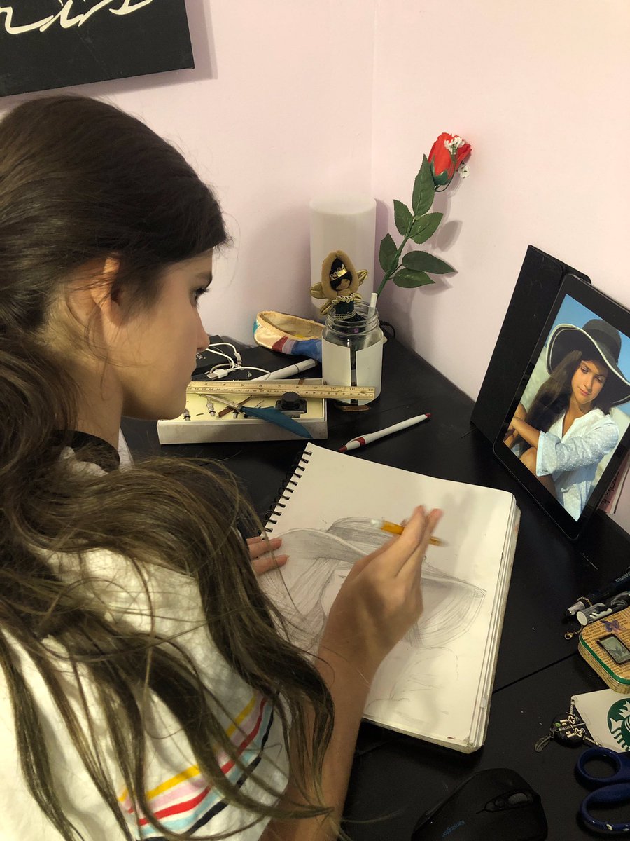 KatyKingTheArt's tweet image. Awesome GRDMS Artists creating art at home. The building might be closed but the learning is still happening! Proud of my artists for all their hard work and dedication to keep learning! #RCPSGoodNews @S_Stanton1023 #RCPSWorldClass @RCPSFineArts #learningkeepsgoing @PaulFromFox5