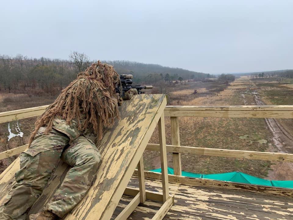 calebemde's tweet photo. 44 started the Army Sniper School at Benning, only 18 graduated and 4 were Scouts from the 179th IN @OKGuard! Best unit in the state! Ask me how you can become one too! #OkGuard #Oklahoma #Sniper @USNationalGuard @NationalGuard https://t.co/8ClVrgdHp5