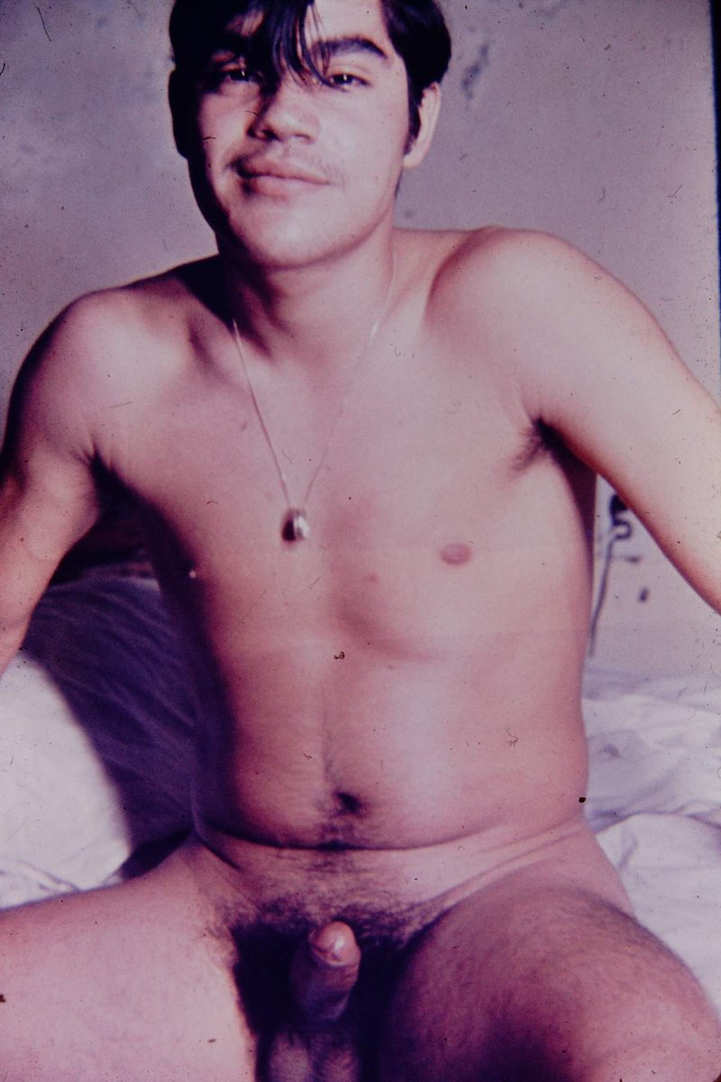 creatureblackl1's tweet photo. Andres [Photos by Times Square Studio] New York, 1968 or earlier #timessquarestudio #vintagegay #vintagemen #uncut https://t.co/Fi5RHngbki