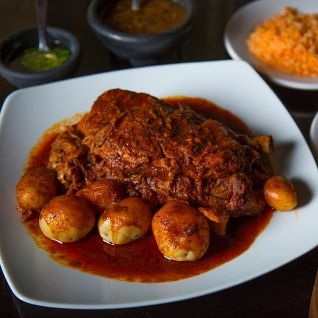 LaDivina507's tweet photo. Costillar Horneado; El favorito de todos, por ser tan suave y jugoso que hasta se deshace en tu boca. ¿Ya la probaste? https://t.co/WxLIDAn0qW https://t.co/ZXVJuI05lO