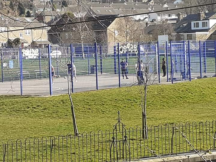 Here's a picture of a group of selfish fucking knobheads near where I live who don't give a shit on what's going on. They obviously don't care for people's lives. Sickening!!!!! #COVID19