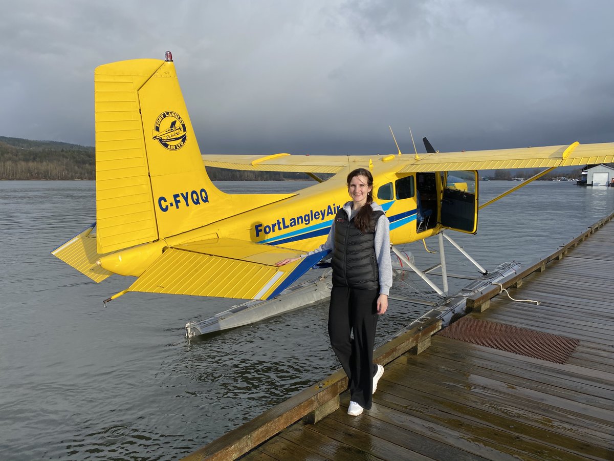 ftlangleyair's tweet photo. Another rating shout out! Congrats to Anna Serbinenko, Chief Pilot at Canadian Flight Centre and local acrobatics pilot. Thanks for choosing to #FlytheFort Anna! #Floatplanepilot #pilotlife #floatplane #FlyFloats2020 https://t.co/NZijpWc7js
