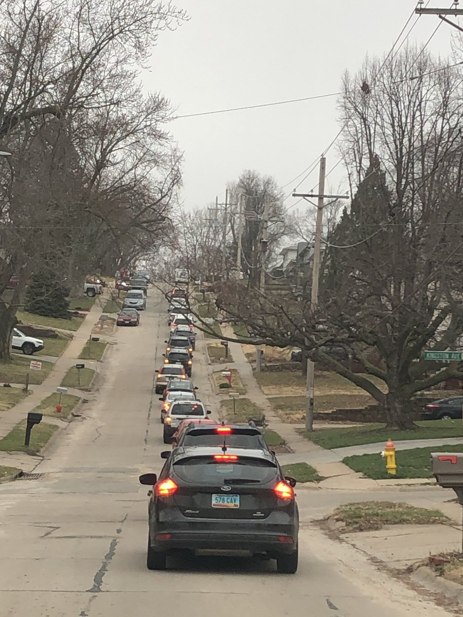sdickey29's tweet photo. Amazing! The amount of staff support along with seeing the students, families and neighbors definitely has my β€οΈfull this morning! #wearetwinridge #TeamBPS #staffparade https://t.co/zKREbzHaHG