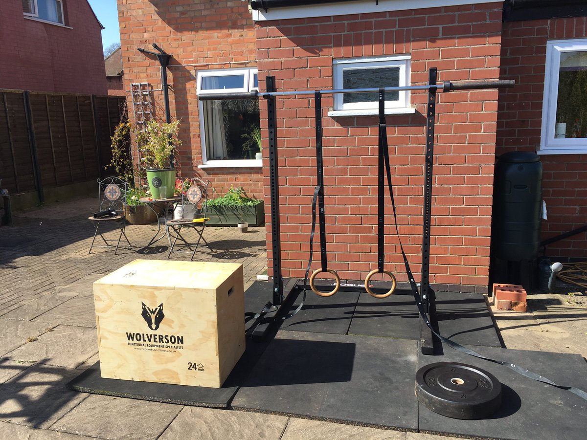 BenLewis_88's tweet photo. Seems like now is probably the best time to resurrect the home gym out of the shed. Let’s hope this weather continues @laurawakey #Bensplace https://t.co/UvQFoWb9vB