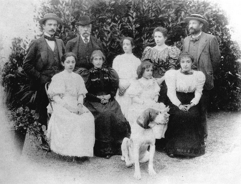 fEnricoEandi's tweet photo. Di ricca famiglia borghese #vercellese, Maria Giusta Catella è una #scrittrice ingiustamente dimenticata che dimostrò una forte sensibilità verso il mondo contadino delle risaie che fa da sfondo ai suoi romanzi. La “donna senza pace” su #RivistaSavej ➡️ https://t.co/SEh7bvrgfl https://t.co/En5RWHHGCw