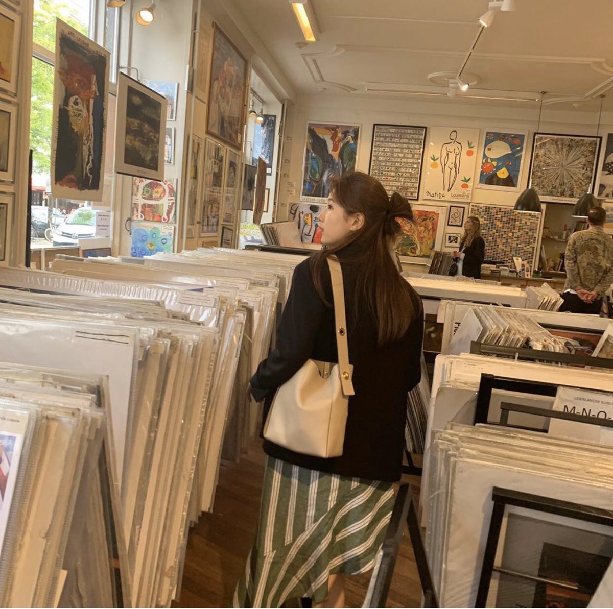 white for red carpets