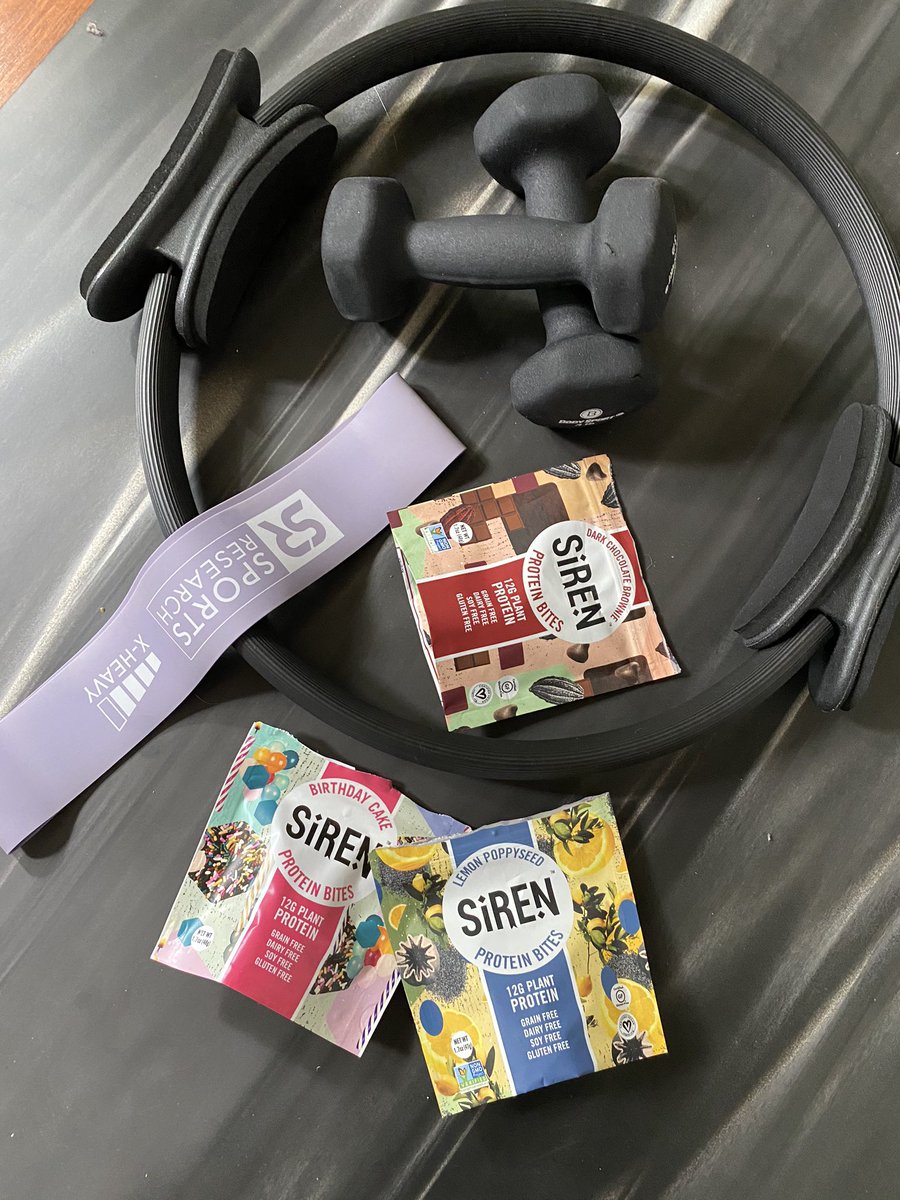 AshWilke's tweet photo. Pilates and @SirenSnacks #goodmorning #riseandgrind https://t.co/z8F92ug7BB