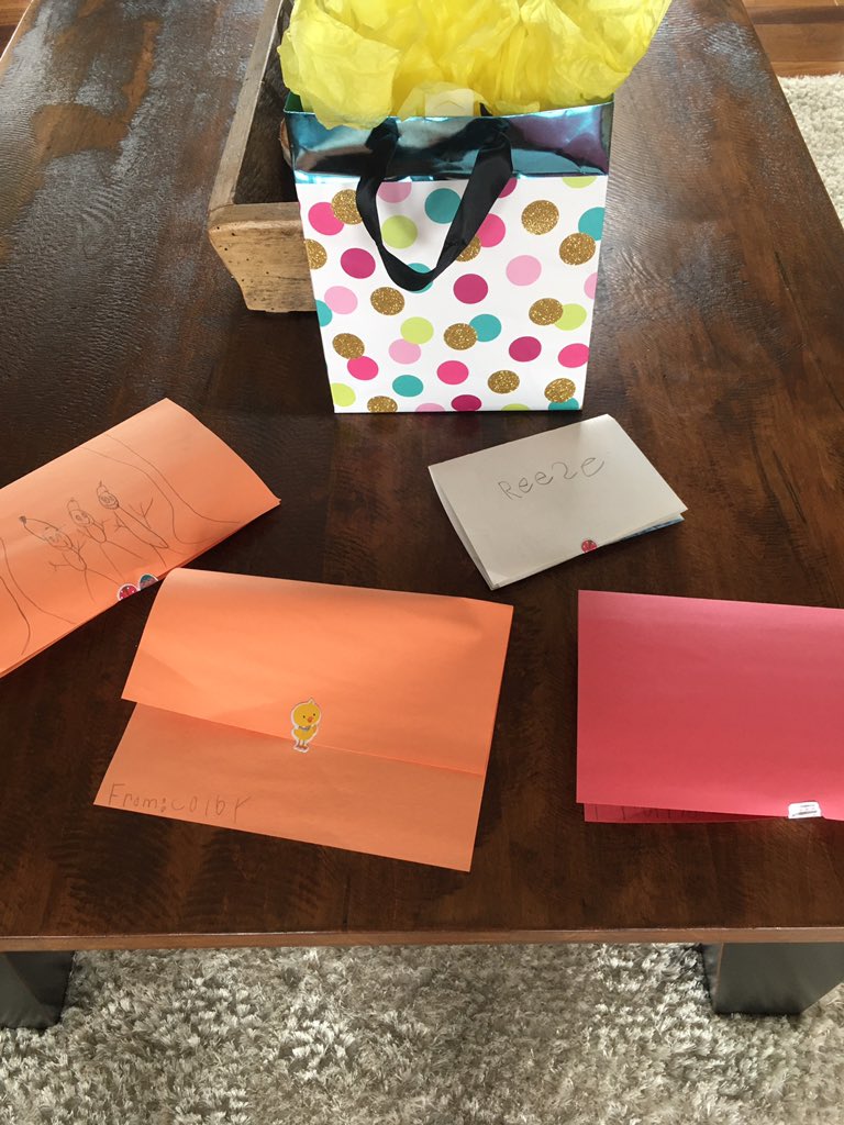 MrsSarahCassidy's tweet image. Some special deliveries went out today from the Cassidy kids!! They loved making cards for their friends! #joyfuldisciples #spreadlove
