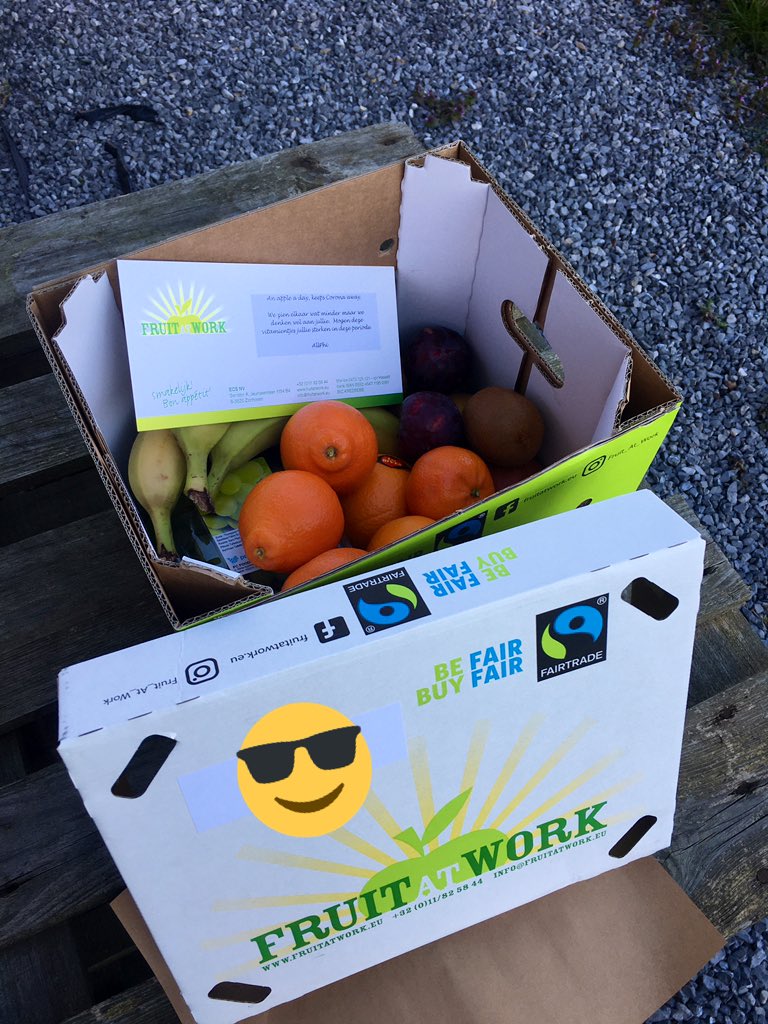 mrtn_be's tweet photo. Nieuwe werklocatie en zelfs daar denken ze bij @AllPhi aan! Thanks!!! #topteam #stayhealthy #staysafe #allphi https://t.co/HGP3gUzE3N