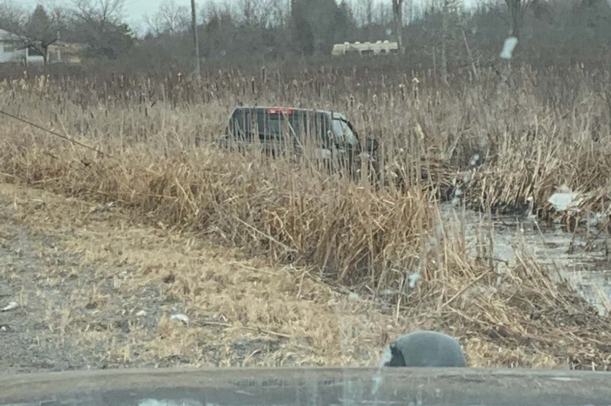 Need another reason to #StayHome? Driver started to sneeze and cough before losing control of his truck and landing in a swamp n/w of Kingston today. No injuries. #OPP officers ensured to maintain an appropriate distance during the incident. #COVID19 ^bd