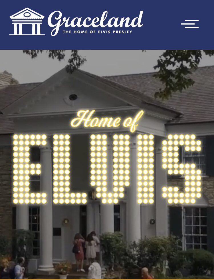 At the front door.  #Graceland.  #TwitterTour. Come on in, at least virtually… Welcome!  #HomeSweetHome   #Elvis  #ElvisPresley