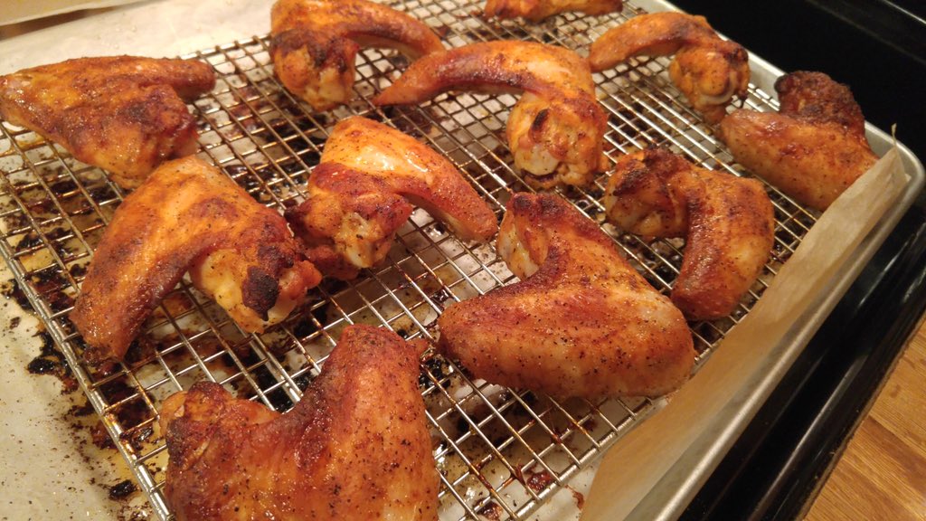 stanton_kitchen's tweet image. #stantonskitchen #prepatl #food #foodservice #chef #culinary #delivery #delicious #catering #atlanta #atl #foodie #foodtruck #foodtrailer #chicken #chickenwings #wings #wingwednesday #wednesday #seasoned #oven #ovenfried #crispy #baked #smallbusiness