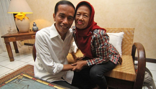 JamesTangka's tweet photo. Turut Berdukacita yang sedalam-sedalamnya atas berpulangnya Ibu Sujiatmi Notomiharjo (Ibunda Presiden RI Joko Widodo), semoga amal ibadah Almarhumah diterima oleh Allah SWT, Tuhan Yang Maha Kuasa dan diberikan tempat terbaik disisi-Nya.

Amin.
@jokowi https://t.co/mUHKFCh8RJ