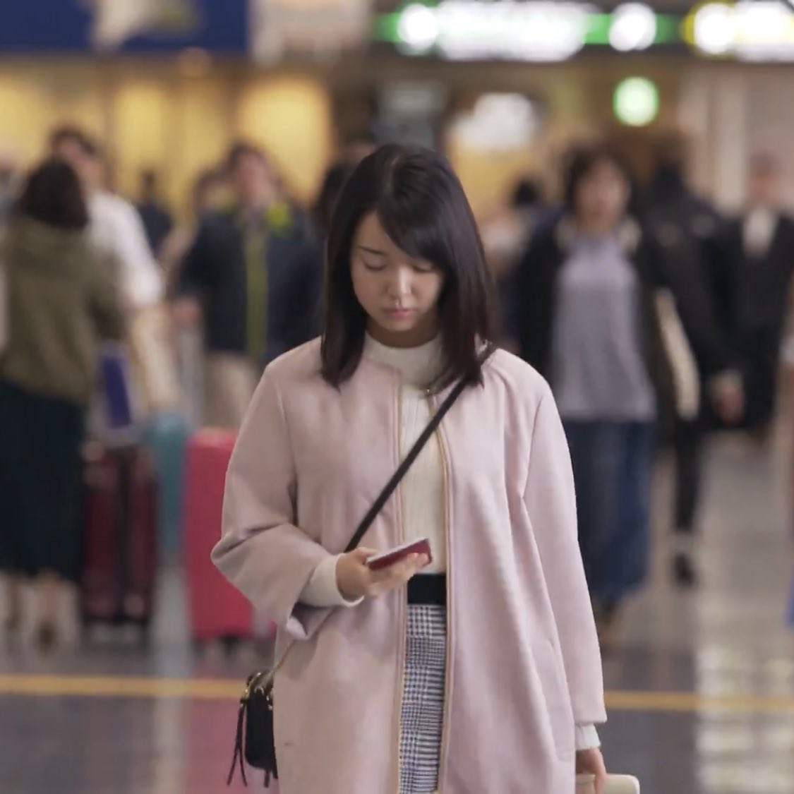Momo クランクアップのたけもねの衣装が空港の日の服だった 佐藤健 上白石萌音 恋つづ 恋はつづくよいつまでも たけてれ Momo クランクアップのたけもねの衣装が空港の日の服だった 佐藤健 上白石萌音 恋つづ 恋はつづくよいつまでも たけてれ