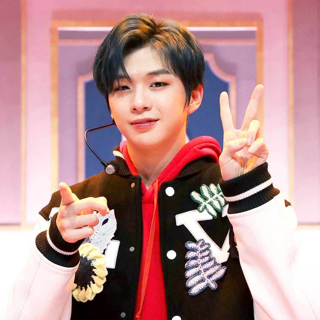 DanielK_Charts's tweet photo. [HANTEO] #KangDaniel - #Cyan 2020/03/25 21:00 KST - 8,958
Total: 108,986 copies sold

#강다니엘 #DANIELKISCOMING2U #2UKANGDANIEL   
@konnect_danielk https://t.co/EkHTIDf672