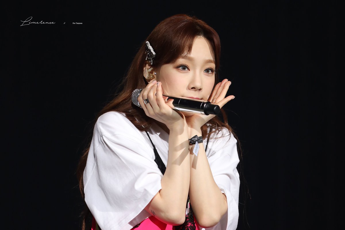 200119 
UNSEEN의 추억
#태연 #TAEYEON
-
bit.ly/33LOtee
bit.ly/3droa1i
bit.ly/2y2T1B2
bit.ly/3aklgJL