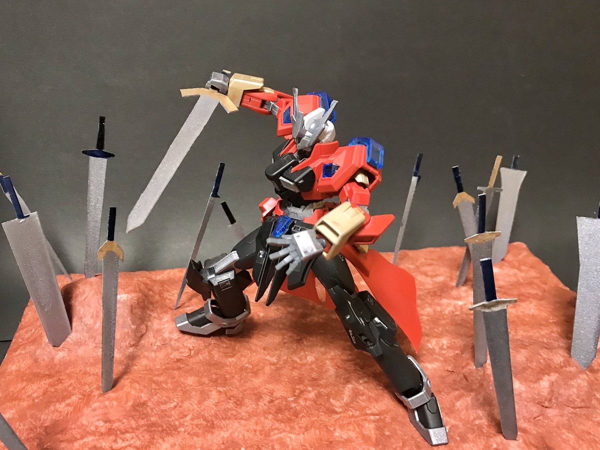 Nimo エミヤ風のガンプラ完成しました 干将 莫耶 熾天覆う七つの円環とかも武器のカラー似せたり自作したり そのうち名前決まったらガンスタさんに初投稿しようと思います ガンプラ改造 ガンプラはどんな自由な発想で作ってもいいんだ