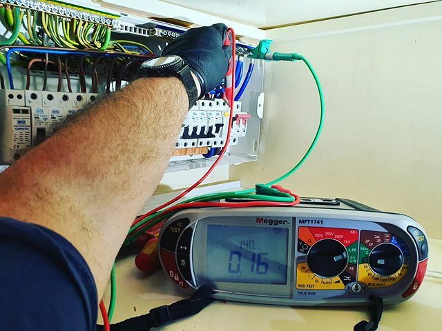 MasperGB's tweet photo. Domestic and Commercial Electrical Contractors @maspergeneralbuilding @meggeruk
#maspergeneralbuiding #renovation #masper #home #interiordesign #interior #instagood #custom #bathroom #eatonelectric #remodel #designbuild #masperbuild #progress #inspirati… https://t.co/7uCuChZz6c https://t.co/Dry7Er4aFs