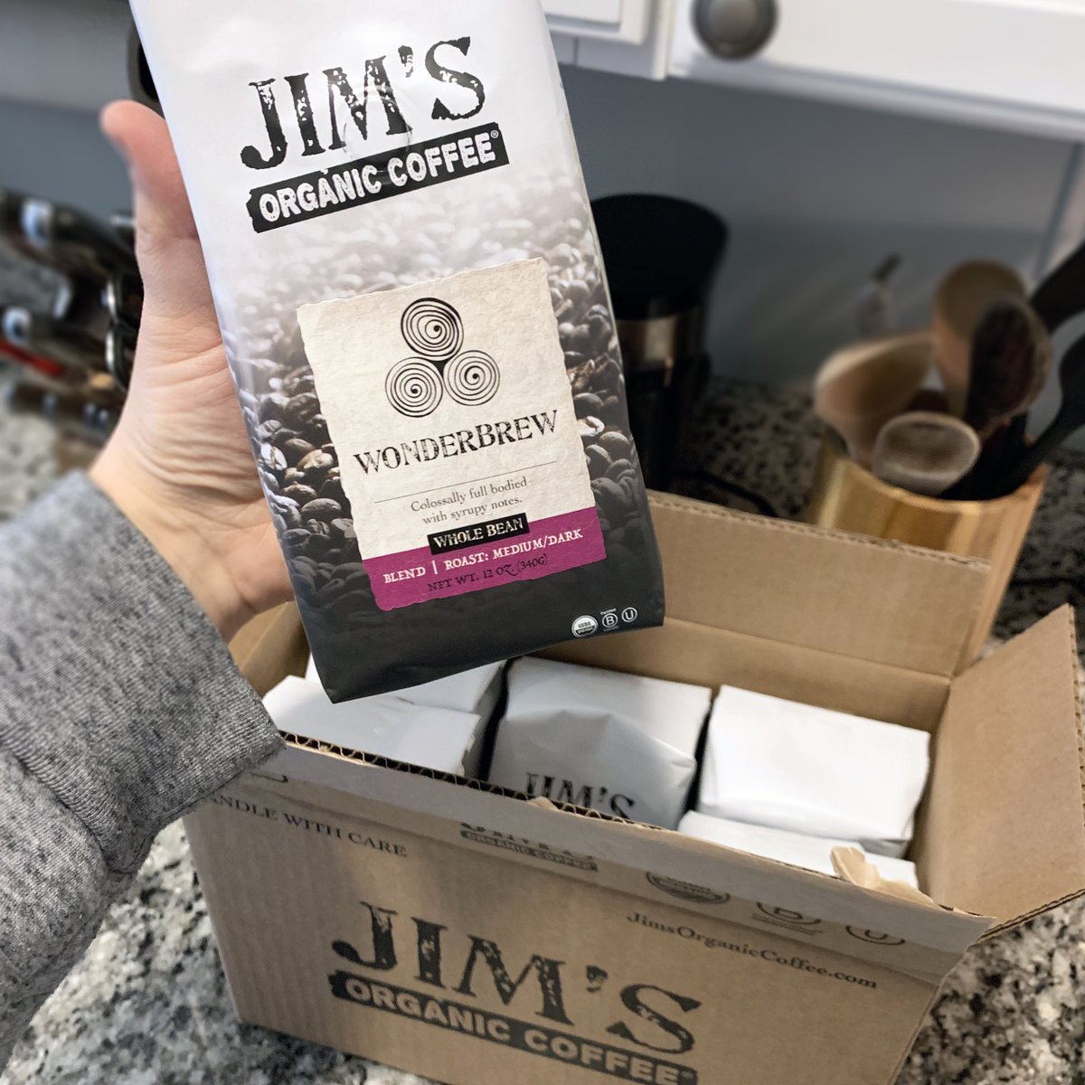 JimsOrganic's tweet photo. โMy Jimโs box has arrived!โ Home delivery of all your favorite coffees.
Now 15% off with coupon code JIMS15 at https://t.co/eAxVJI0q9U
~
#coffeeathome #coffee #coffeedelivery #organic #wonderbrew #coffeewithcharacter https://t.co/hldrzNWoRn