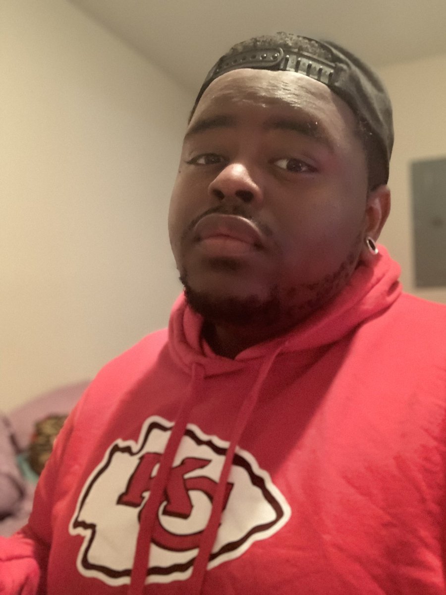 thats_Embry's tweet photo. CHEIFS KINGDOM 🧸
#KCNATIVE #MIDWESTBOY #NOFARMHOE https://t.co/4N7gFoFXQc