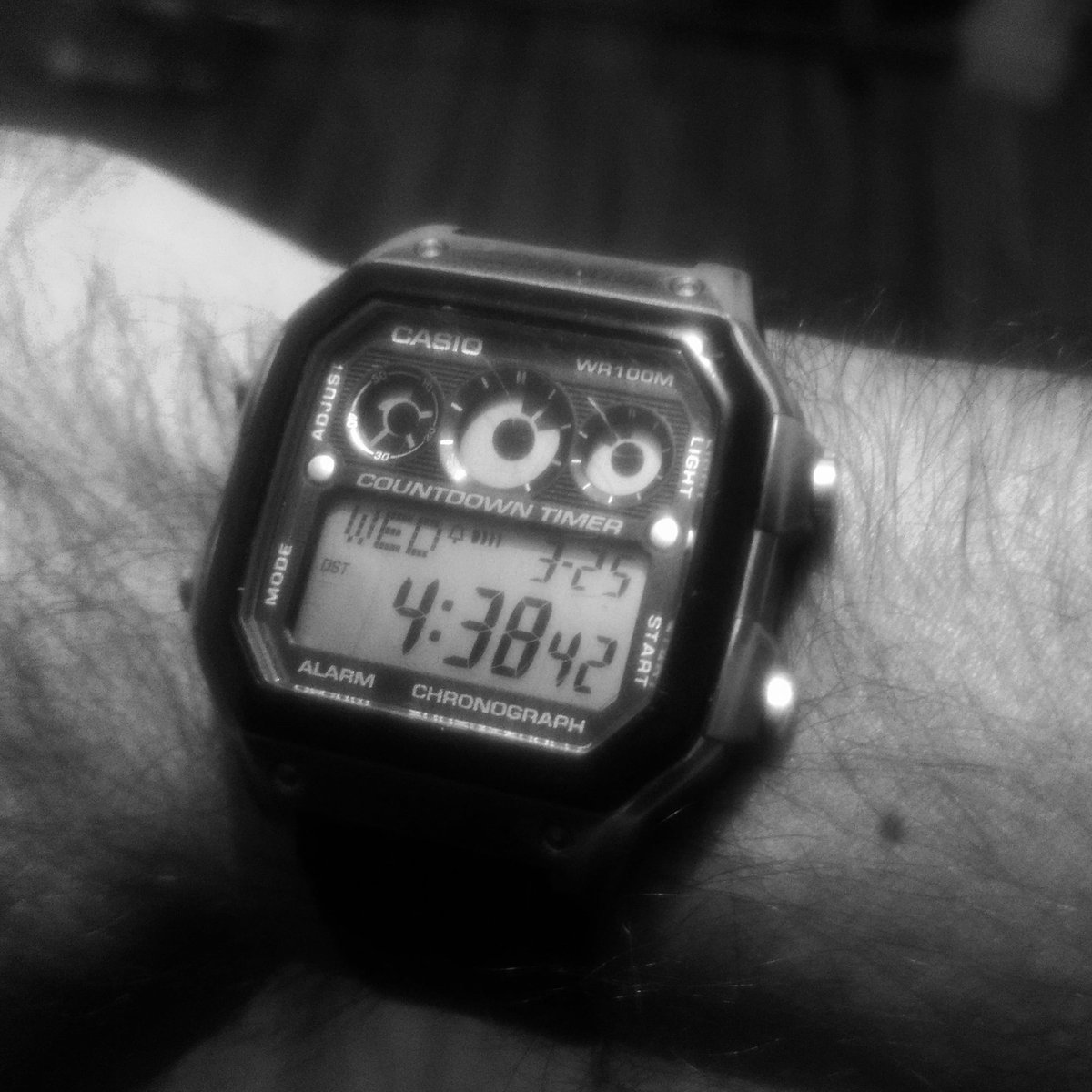 cesaralderetemx's tweet photo. Hay momentos en que rendirse parece ser la mejor solución... ¡INCORRECTO!. No Todo es para siempre, sigue luchando, ve más allá y miira de qué estás hecho🇲🇽🔱👊
#CesarAldereteMX #JockoWillink #ExtremeOwnerShip #Can'tHurtMe #WayOfTheSeal #UnbeatableMind https://t.co/z4DZQXqFdv