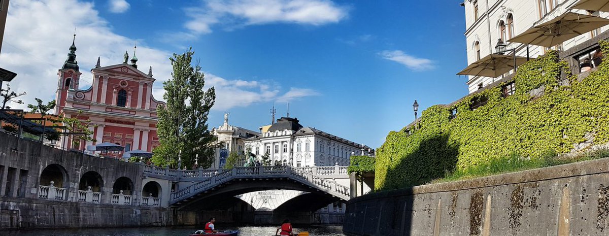 #ActiveCities🏙️ City of the month of our <a href="/PacteProject/">ProjectPACTE+</a>, Ljubljana 🇸🇮 is a cycling-friendly city, constantly working on promoting the use of the most ecological means of transport.🌳A good example to follow after #confinement 🚴‍♀️ pacteproject.com/ljubljana/