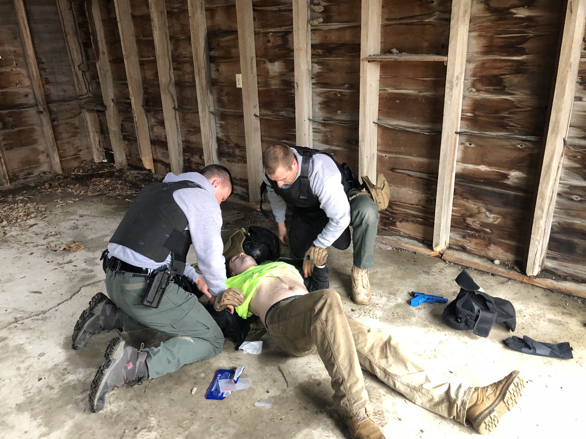 iowastatepatrol's tweet image. Week #16 of the Academy opened with VCQB training (Vehicle Close Quarter Battle) and Tactical Medicine training taught by Iowa National Guard members - and finished off with civil disturbance training. #TrainToProtect #ServingIowa #DPSBasicAcademy #Kudos