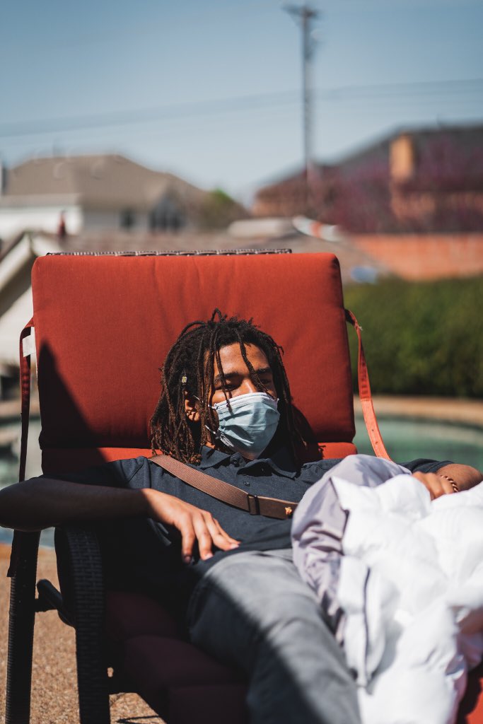 cjbattle_'s tweet photo. The Sun is shining and so are we!! #APdiditagain #quarantine #coronavirus #chooseup #dropnation https://t.co/sdFxYTRZpY