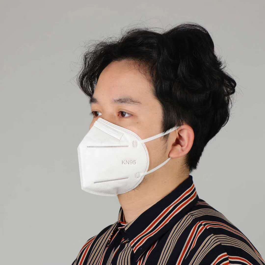SwingBeautyHair's tweet photo. For now the virus is crazy in oversea countries ,I sincerely hope everything is fine in your side. And I would like to try my best to do something for you , do you need the protective mask ?We have a lot in stock can offer you 24 hours shipping.#facemask https://t.co/ElkwWwIZSm