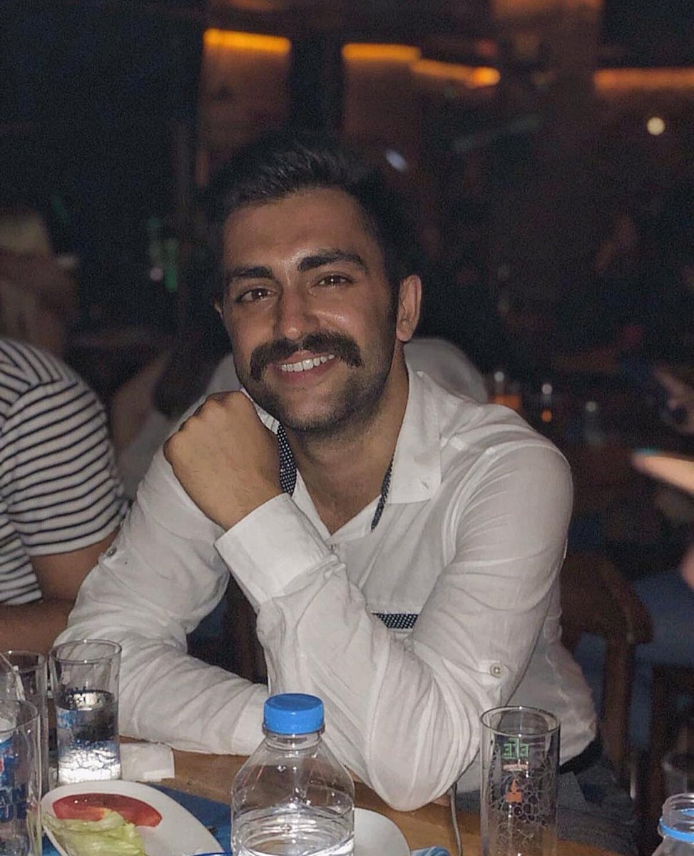 Birde ağız dolusu gülmeyi unutmayın