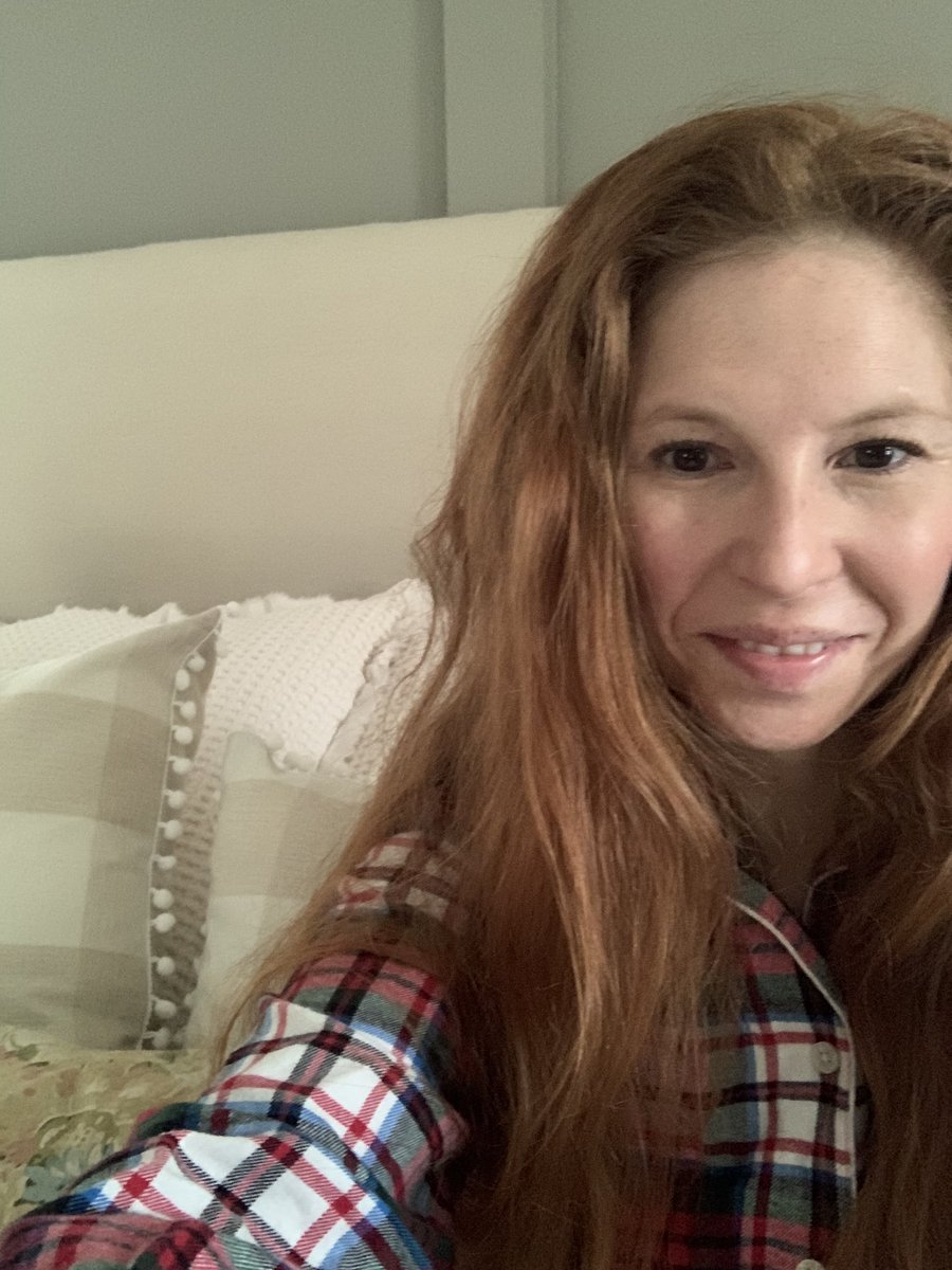 Nina DeCoster tweet media