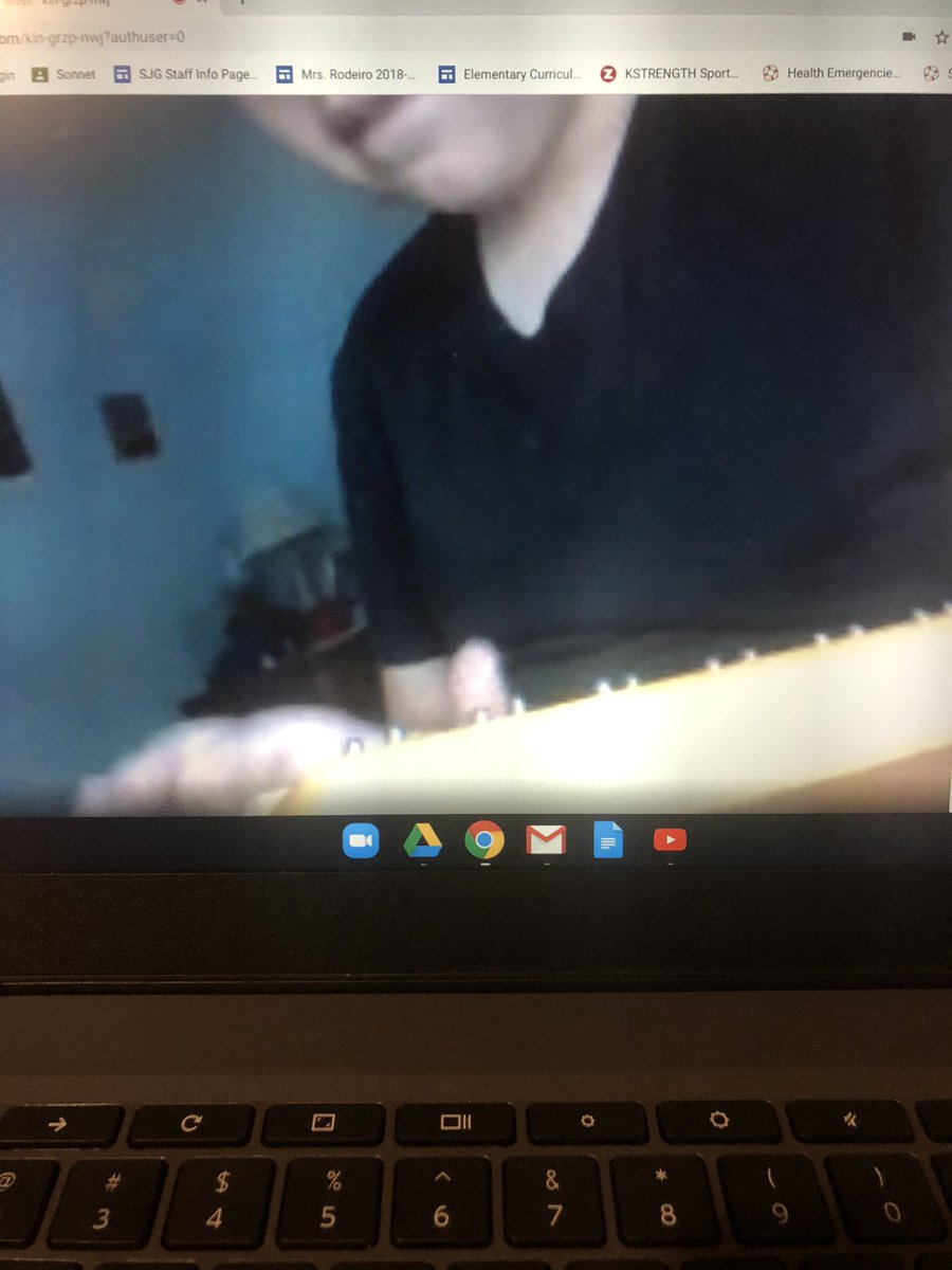 Some morning meeting fun on Wellness Wednesday!  Miss my kids. 💙💛 <a href="/SJGPride/">Stephen J. Gerace Elementary School</a> <a href="/PrincipalReiner/">Matthew Reiner</a>