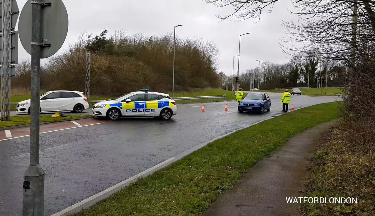 WatfordLondon's tweet photo. Coronavirus: Police start stopping cars to enforce lockdown rules.

Police have been stopping cars to make sure people are only making essential journeys. https://t.co/DbMH6Yp82L