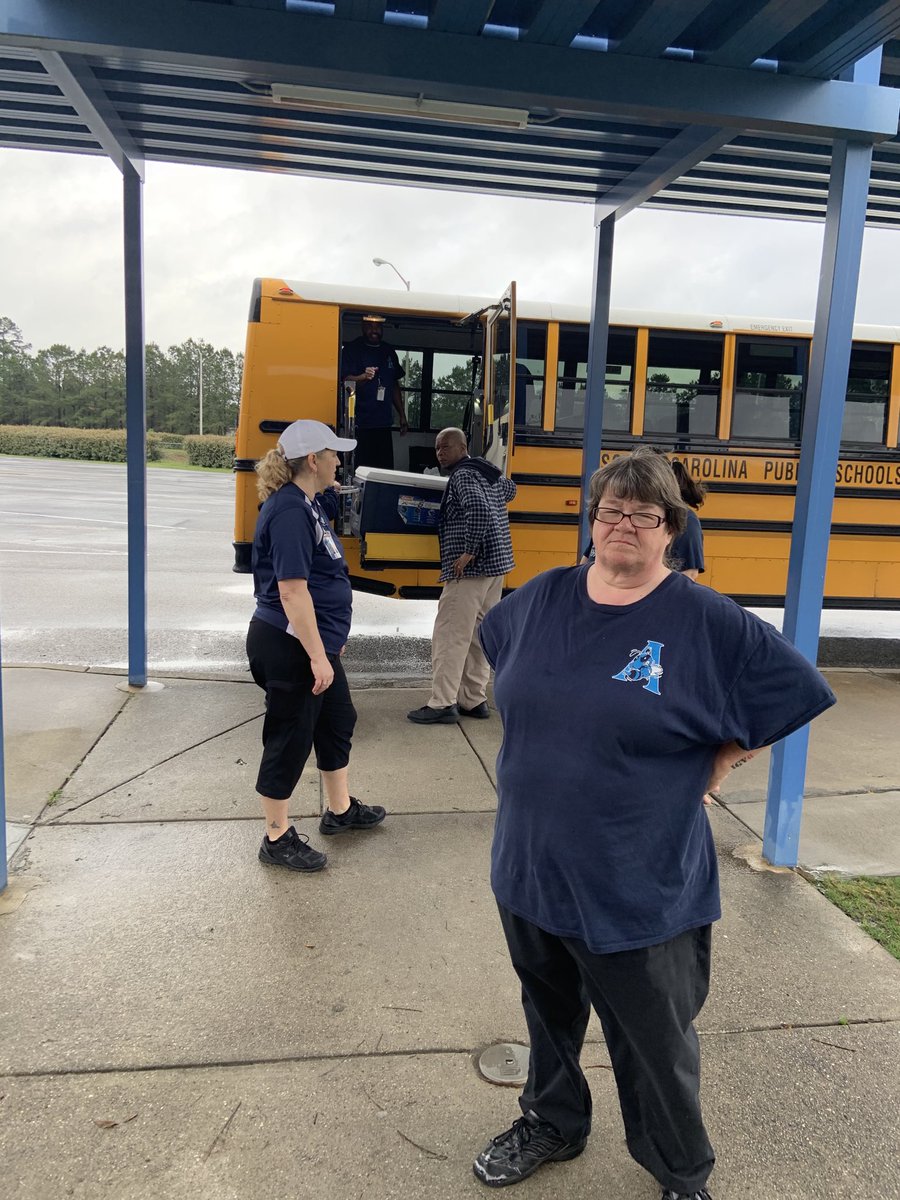 #AMSBlueJackets- we are feeding students Monday-Friday @ 10:10 am