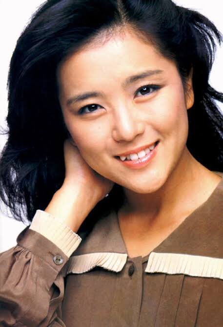 Bosejb 最近 若い頃に良く聞いていた曲を車の中でかけますが ここ1週間は 石川優子さん の曲をかけています 昭和のアイドルとする人がいますが 実際はポプコン出身のシンガーソングライターで 歌詞も良いし歌唱力もあり しかも可愛い 多くの人