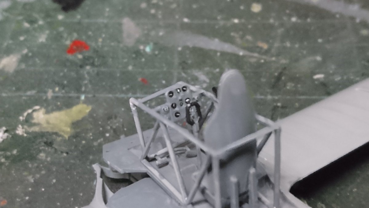 J_zerofighter's tweet photo. 今日は日本橋ボークスの「私とボークス模型大会」の作品製作を開始しました(^^)
キットはICM 1/48 I-153です。
日曜は仕事なので土曜までがタイムリミットです。
まずコックピットを作り、組み立てと塗装を進めました。
間に合うか?(^_^;)
#ICM #I153 #私とボークス模型大会 https://t.co/MwuyhJypv3